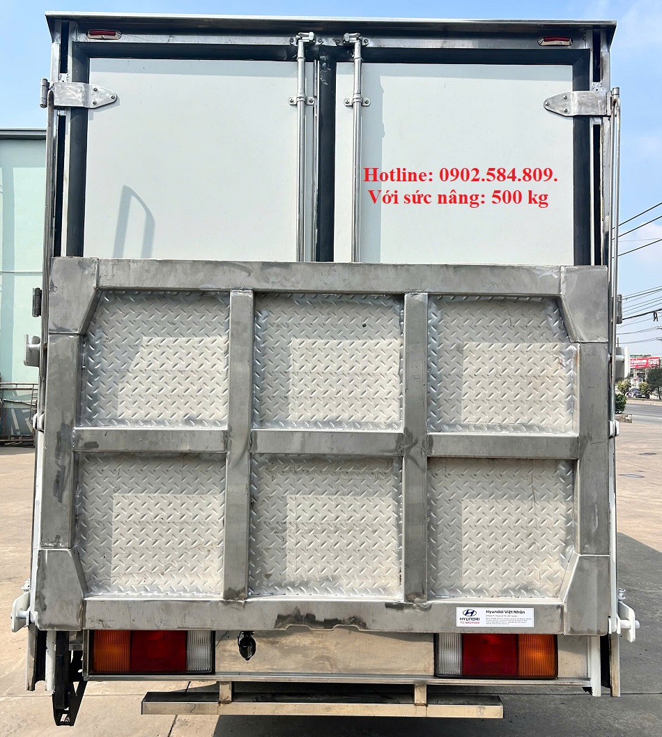 phía sau thùng xe N650 Thùng kín